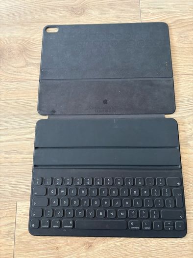 iPad cover with keyboard