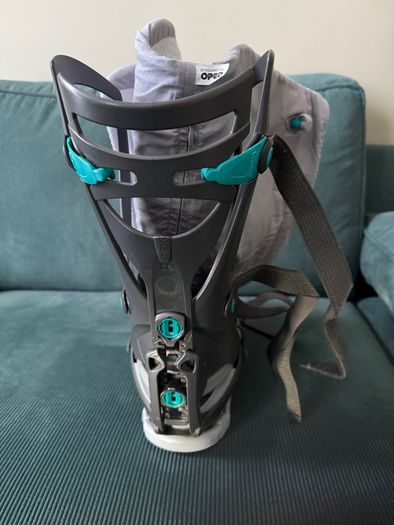VACOped Orthopaedic Boot - size M