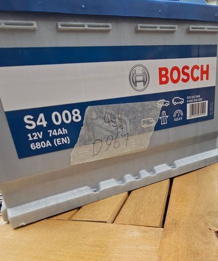 car battery bosch brand new 74Ah 680A