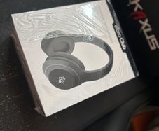 Brandnew headphone