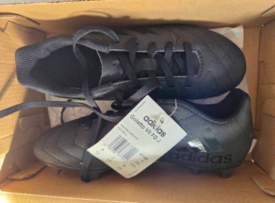 Addidas football boots size uk2 BNWT