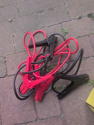 Car accessories jump leads