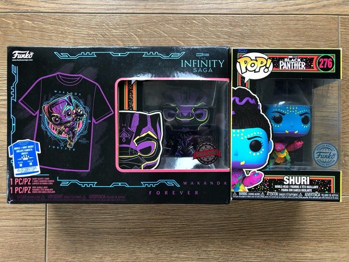 Funko Marvel: Black Panther Blacklight Bundle