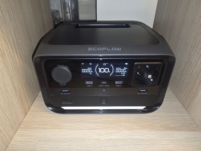 EcoFlow RIVER 3 Plus  Like New, Under 1 Year, 286Wh, Fast Charging