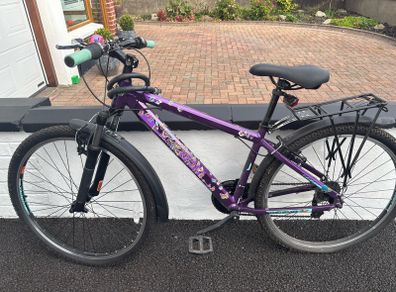 Ladies / Teenage girl's bike