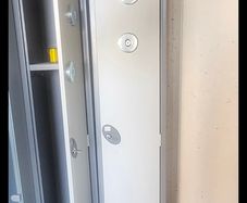 metal lockes