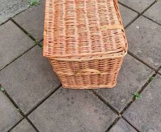 wicker picnic hamper basket