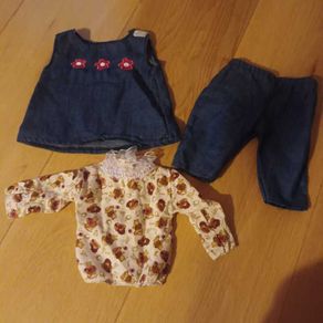 Dolls clothes