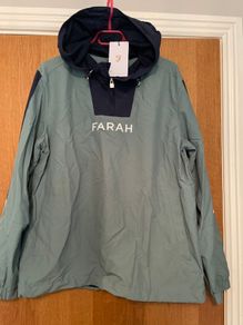 Farah sports top