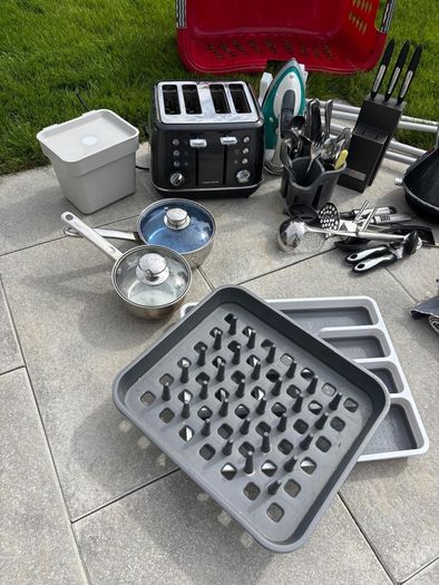 Kitchen Starter Bundle incl. Morphy Richards Kettle & Toaster