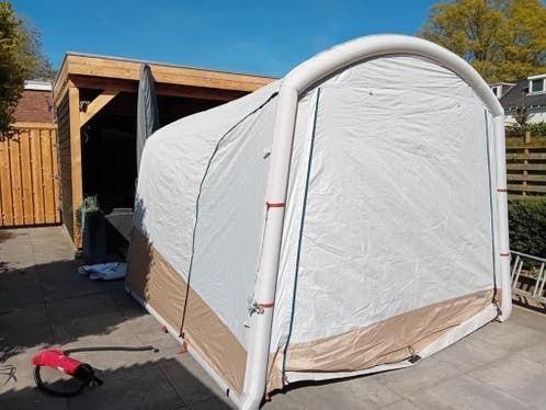 quechua inflatable camping shelter and pump