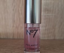 No7 Pro Artist Lip Shine Oil. Berry Glaze