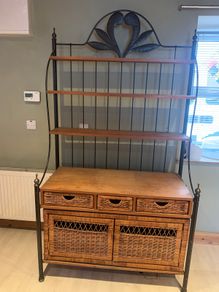Classic and Sturdy Dresser