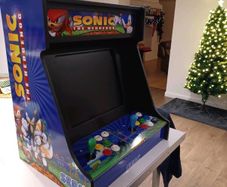 Arcade Machine/ Games Console