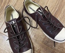 New kids leather converse