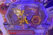 Bakugan Dragonoid figurine and trading cards