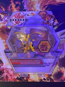 Bakugan Dragonoid figurine and trading cards