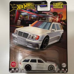 Hot Wheels Premium Mercedes