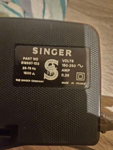 vintage singer sewing machine