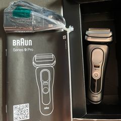 Braun Series 9 Pro Electric Shaver 4+1 head wet & dry razor with SmartCare 5 in 1 charging Cleaning station BRAND NEW