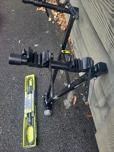 Buzz Rack tow bar Bike carrier with low bar adapter