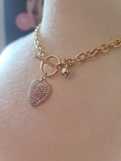 Touch of venus ladies heart necklace