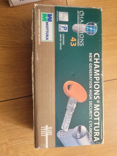 High security eurocylinder MulTLock