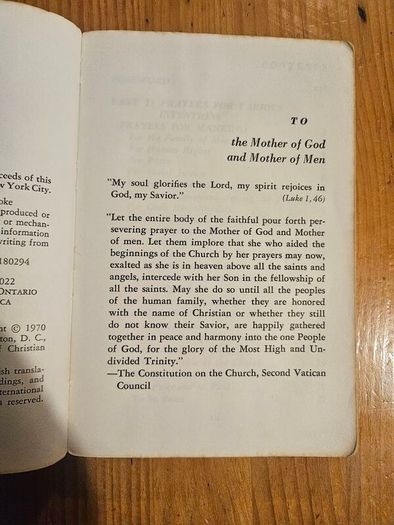 RARE. PRAYERS FOR Today Compiled By Bishop Terence Cooke Cardinal Of Newyork 1968 to 1983.  Complete With facsimile Signature On Cover And Hand Written Signature On Inside. Paperback In Good Condition.