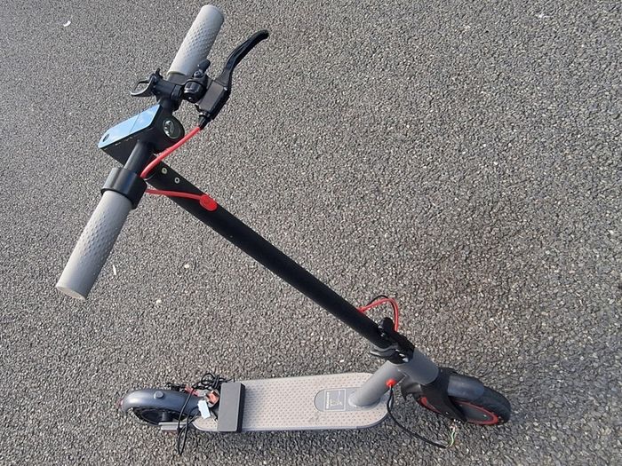 Electrical scooter + charger wiring need fixing