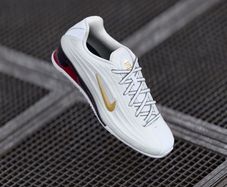 Nike shox z size 6.5 brand new in box