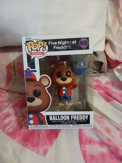Five nights at freddies and Balloon freddy
