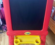 Crayola double sided, chalk board & white board