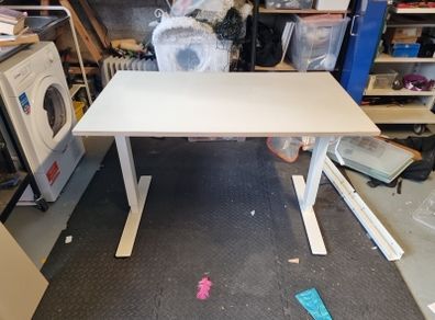Ikea SKARSTA Standing Desk