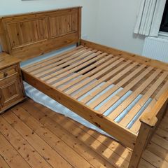 Solid Pine King Size Bedroom Set