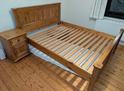 Solid Pine King Size Bedroom Set