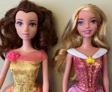 2012 Disney Princess Dolls Aurora and Belle