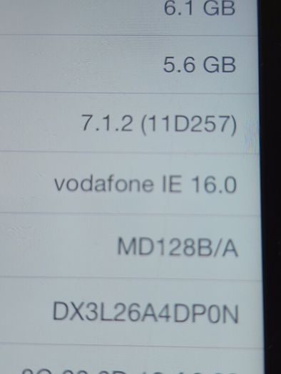 Apple Iphone 4, 8GB, Vodafone Network, in excellent condition and working Great
