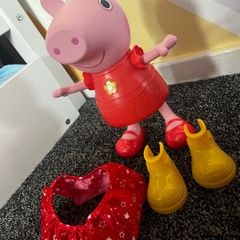 Dancing peppa