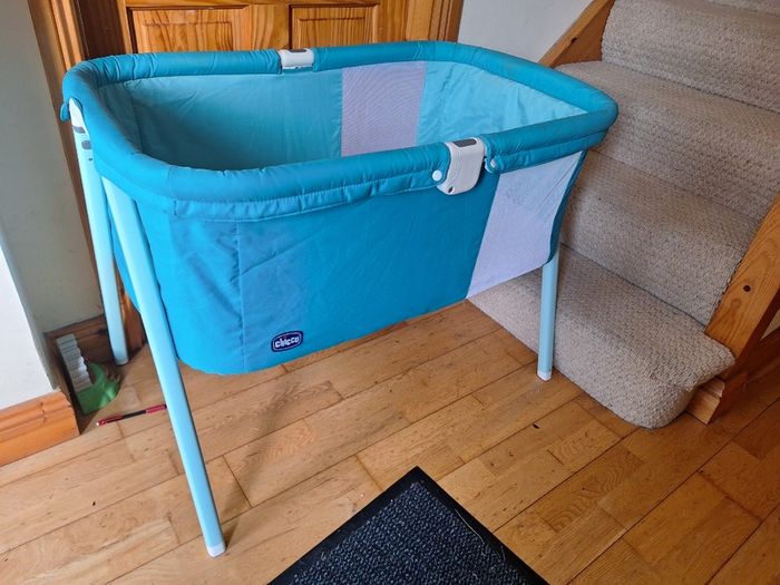 Chicco mint green baby cot