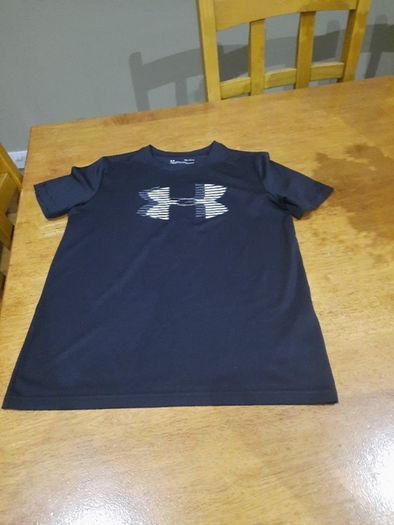 Under Armour tee shirt