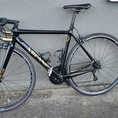 Carbon racing bike