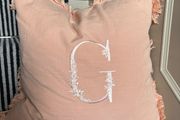 New 45cm x 45cm 100% cotton monogrammed G cushion in peach blush with feather filler