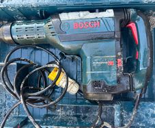 Bosch GSH 7 VC Demolition Hammer