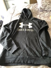 Mens under armour hoodie size L