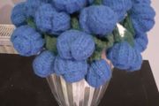 Crochet + knitting Bouquet Blanket with 36 roses 70 cm = 28 inches centre piece 40 euro vase not for sale not inclued