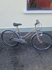 Ladies Europa bike.
