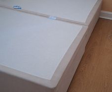 Divan base