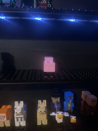 lego Minecraft pig baby