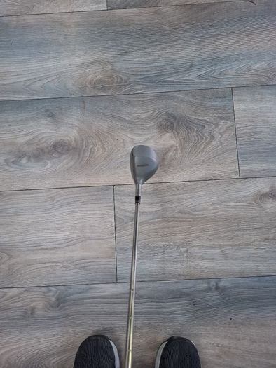 golf clubs for sale 5 euro each putter 20 euro