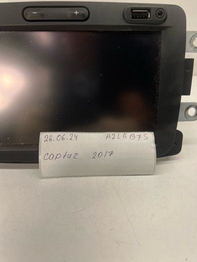 Renault Captur Radio Cd Player Sat Nav Display Screen 281156708r 2017 A2l5b7s